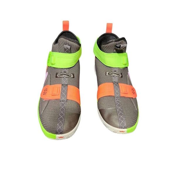 Nike LeBron Soldier 13 XIII Youth 7 Basketball Shoes Sneakers thunder gray - Picture 7 of 16